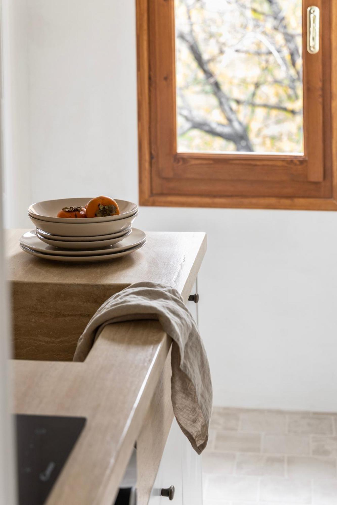 Om Living Pelion